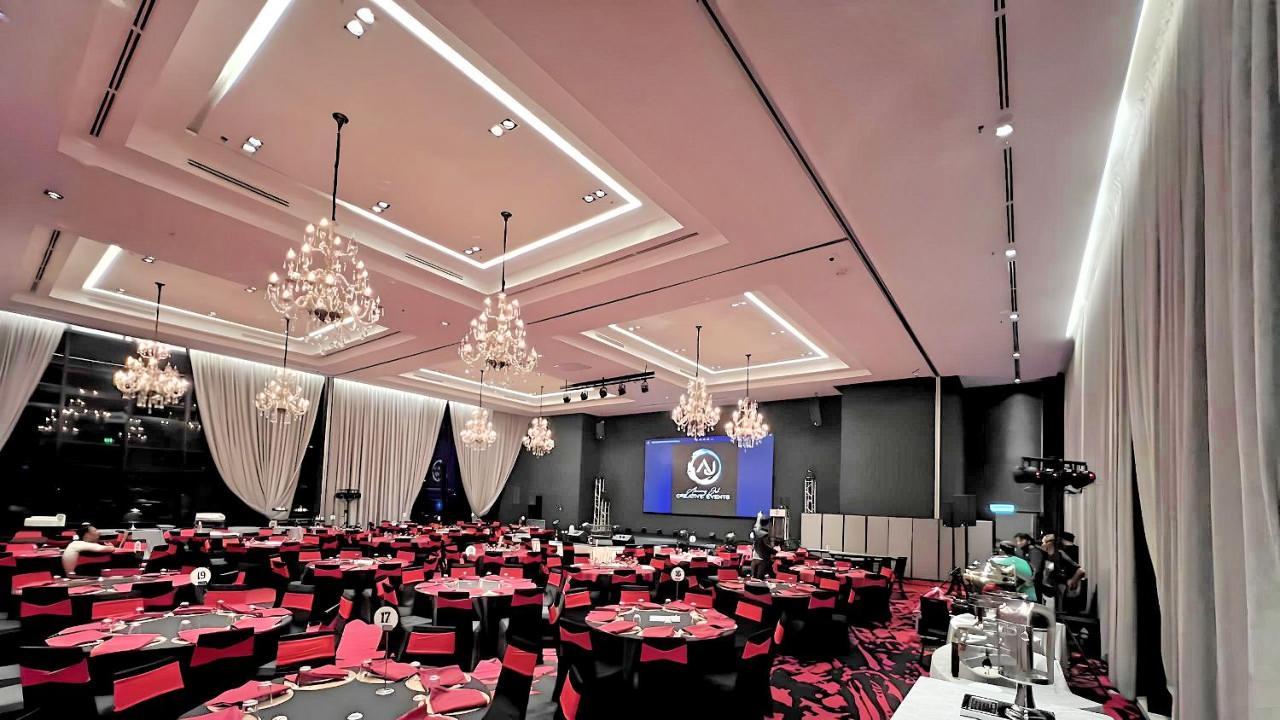 Hotel Red Kl @ Rev à Kuala Lumpur Extérieur photo